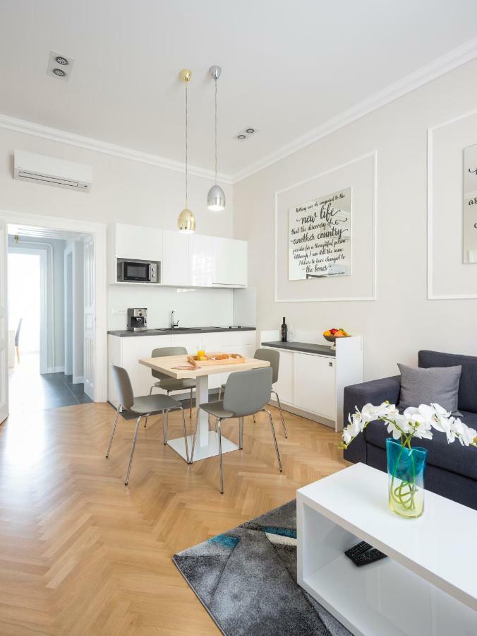 White Rose Apartment Загреб Екстериор снимка