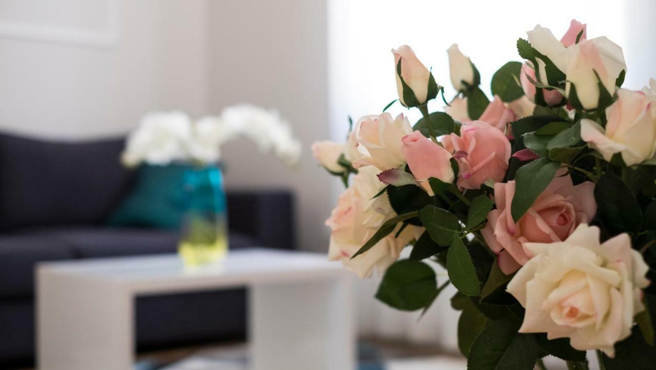 White Rose Apartment Загреб Екстериор снимка